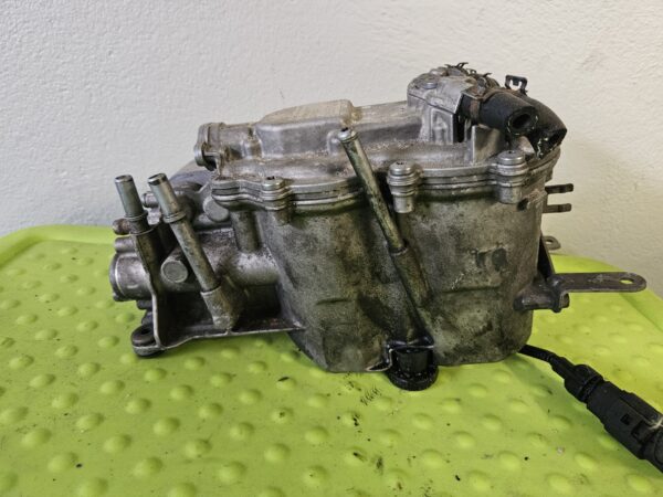 VW Touareg V10 diisel kütusefiltri korpus 7L6127401D VW Touareg V10 diisel kütusefiltri korpus 7L6127401D