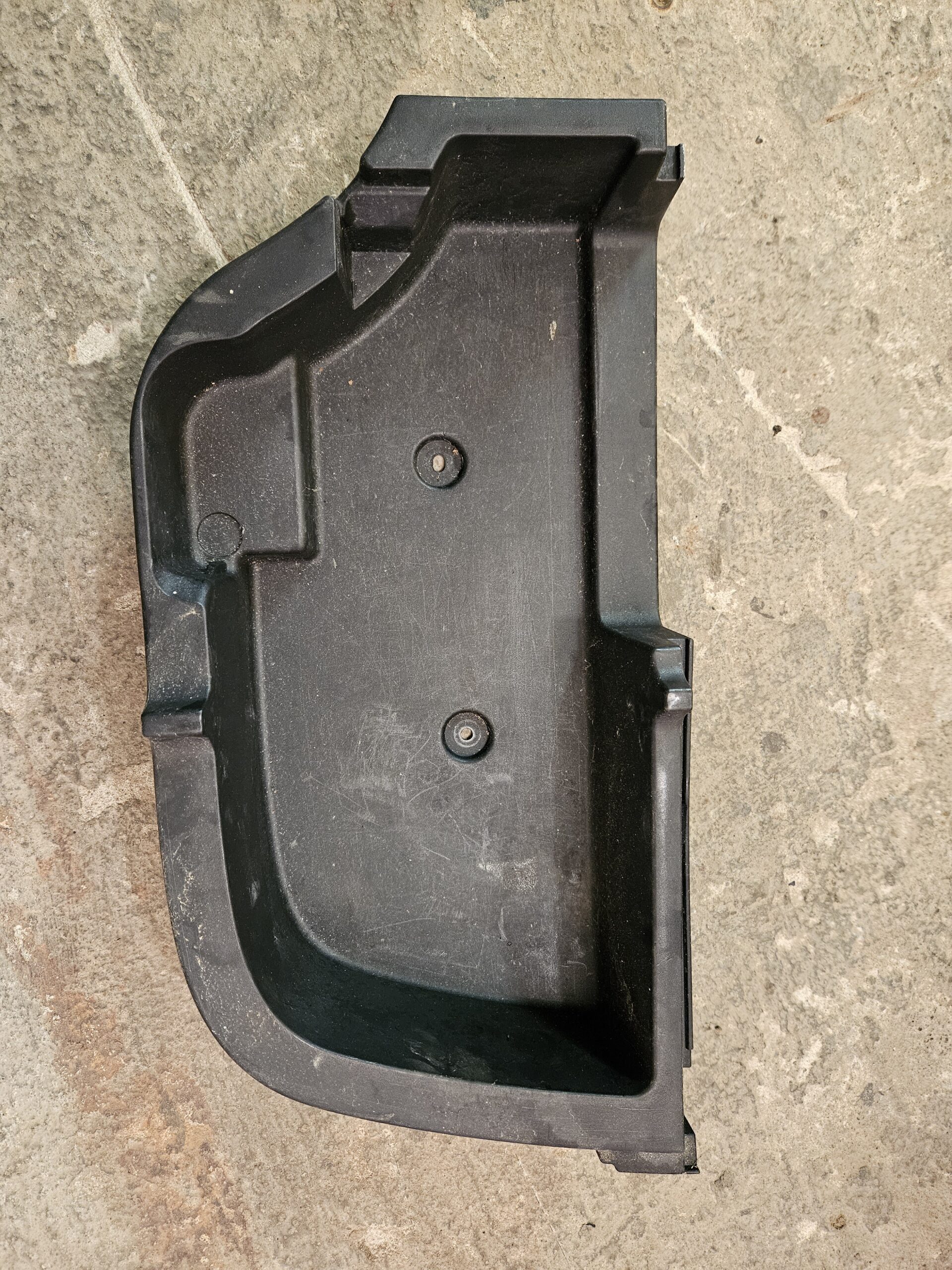 Toyota Avensis pagasiruumi plastik 64997-05020