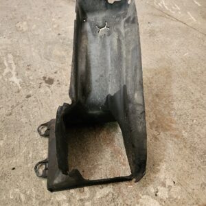 Audi intercooleri õhusuunaja parem 4F0145334