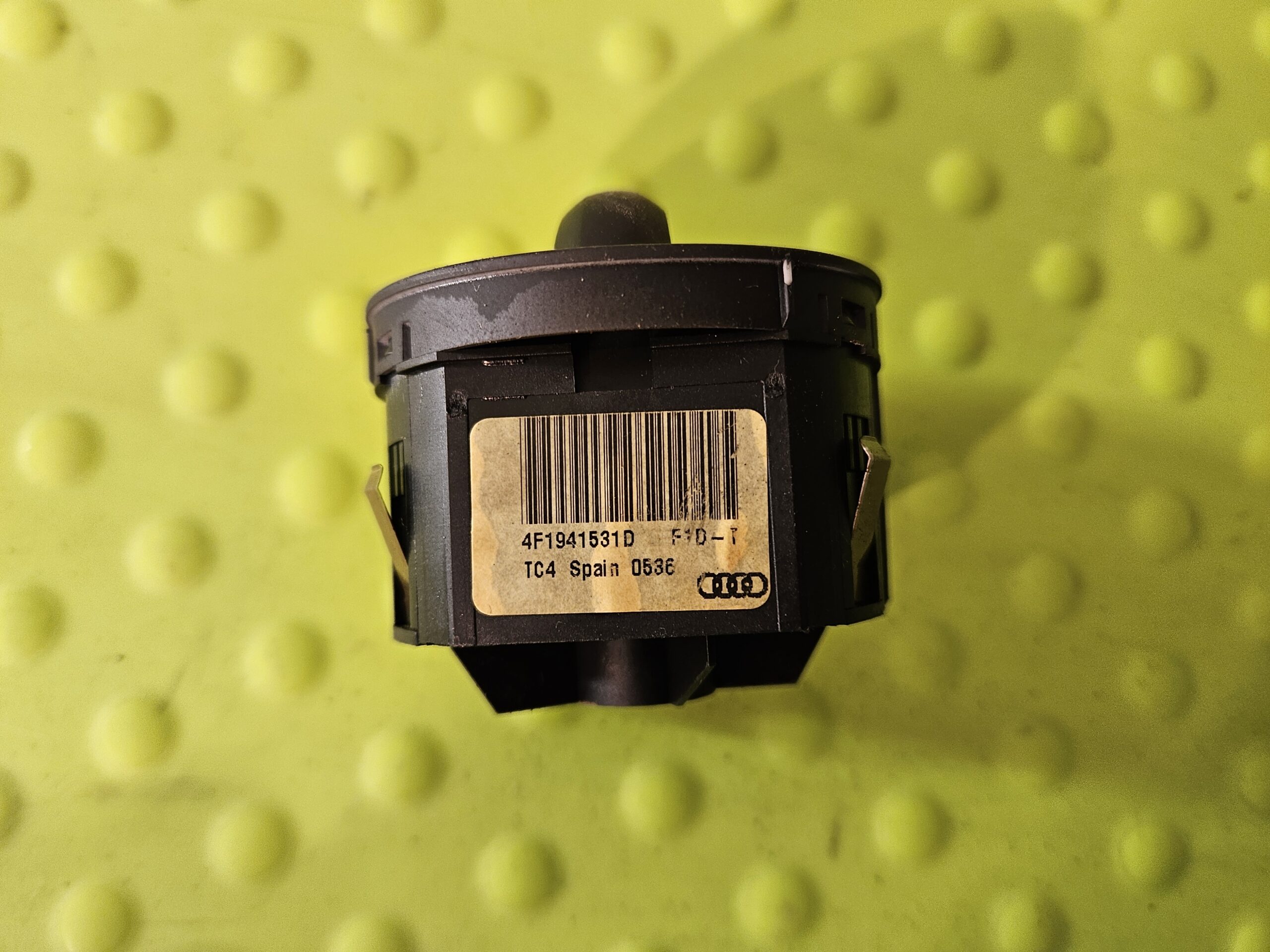 20250313_154805 Audi tuledelüliti 4F1941531D