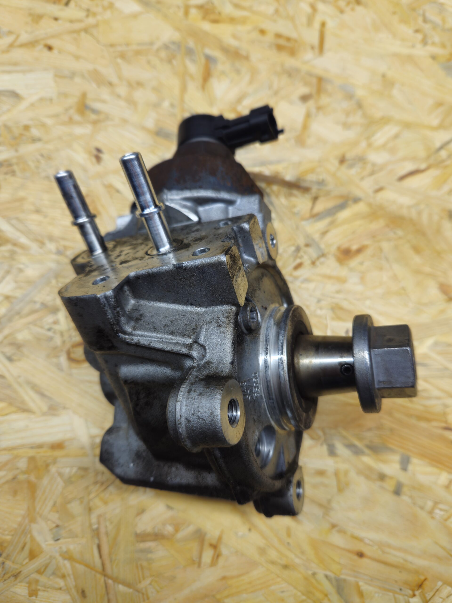 Citroen kütuse kõrgsurvepump 0445010761