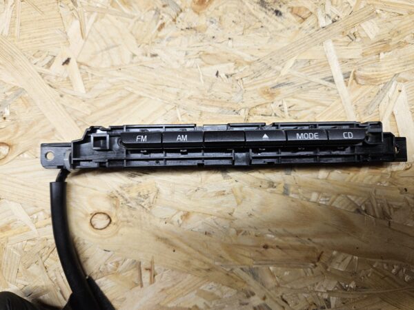 Volvo raadio lülitid 31300019