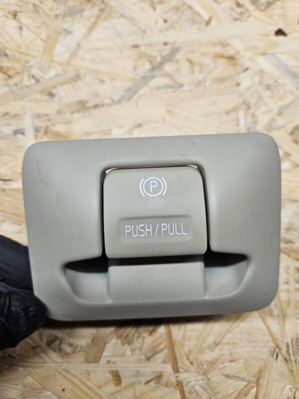 Volvo käsipiduri lüliti 30773540