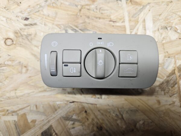 20251030_110208 Volvo tulede lüliti 30739420