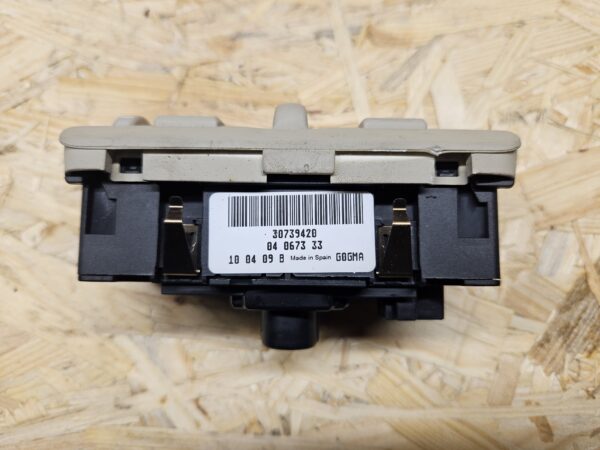 20251030_110233 Volvo tulede lüliti 30739420