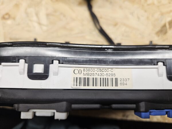 Toyota Avensis spidomeeter 83800-05C00-C