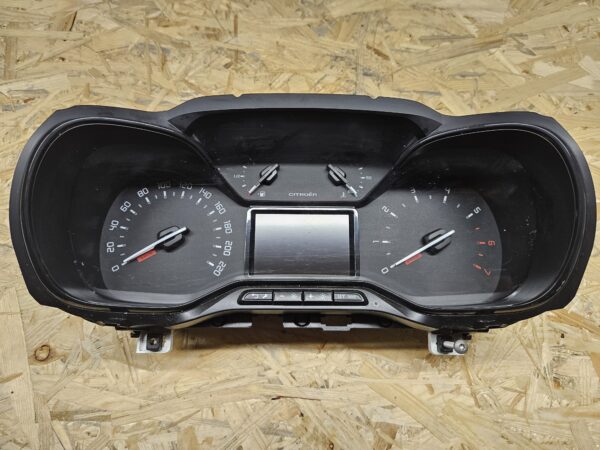 20251030_112256 Citroen spidomeeter 9822007380