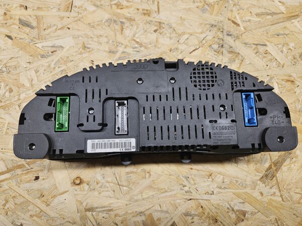 20251030_112656 Audi spidomeeter 4B0920933G