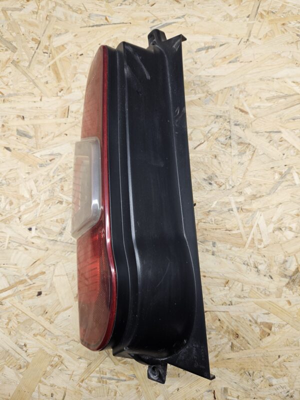 Citroen Berlingo tagatuli, vasak 311001557