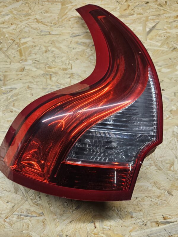 Volvo XC60 tagatuli, vasak 89504240