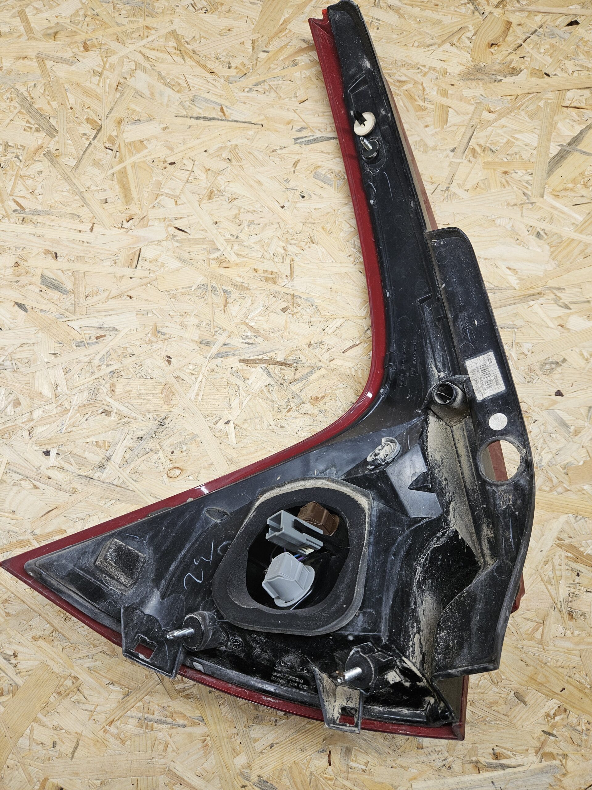 Volvo XC60 tagatuli, parem 98504241