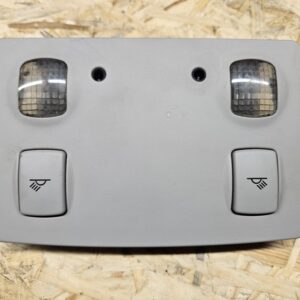 Audi A6 C5 laevalgusti 4B0947303D