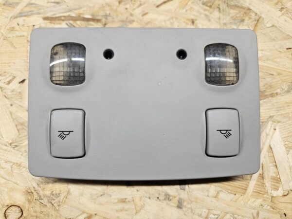 Audi A6 C5 laevalgusti 4B0947303D