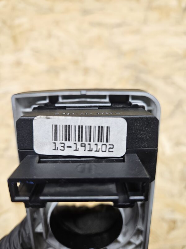 Audi A6 C5 tulede lüliti kate