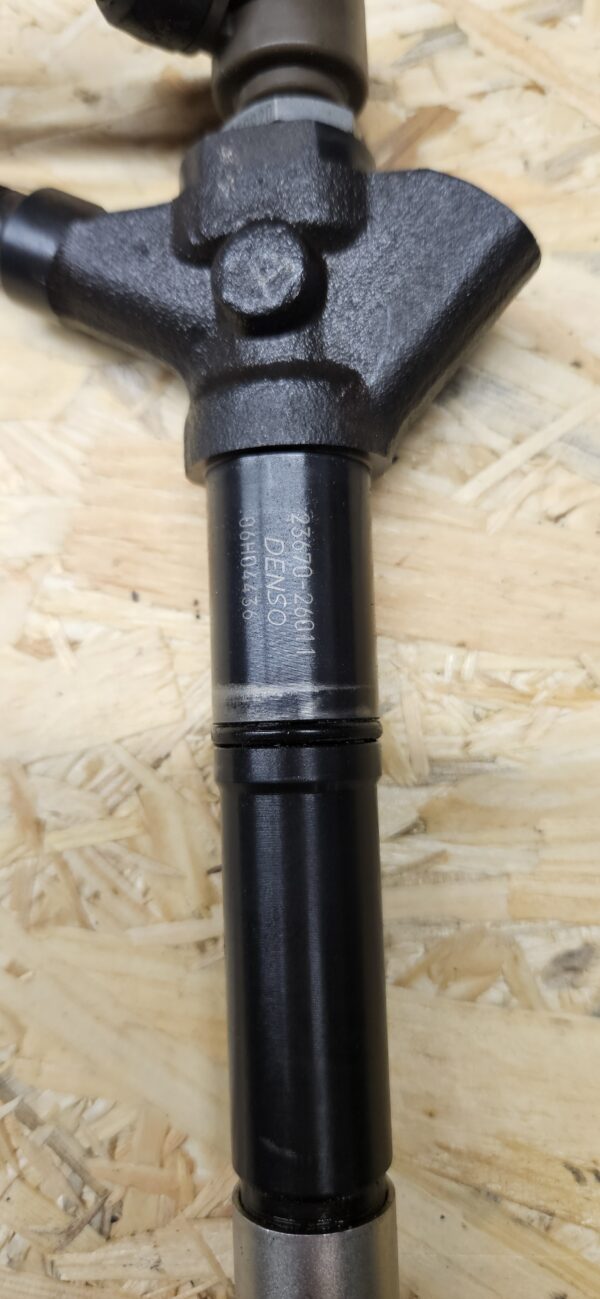 2.2 130kw diiselmootori pihusti 23670-26011