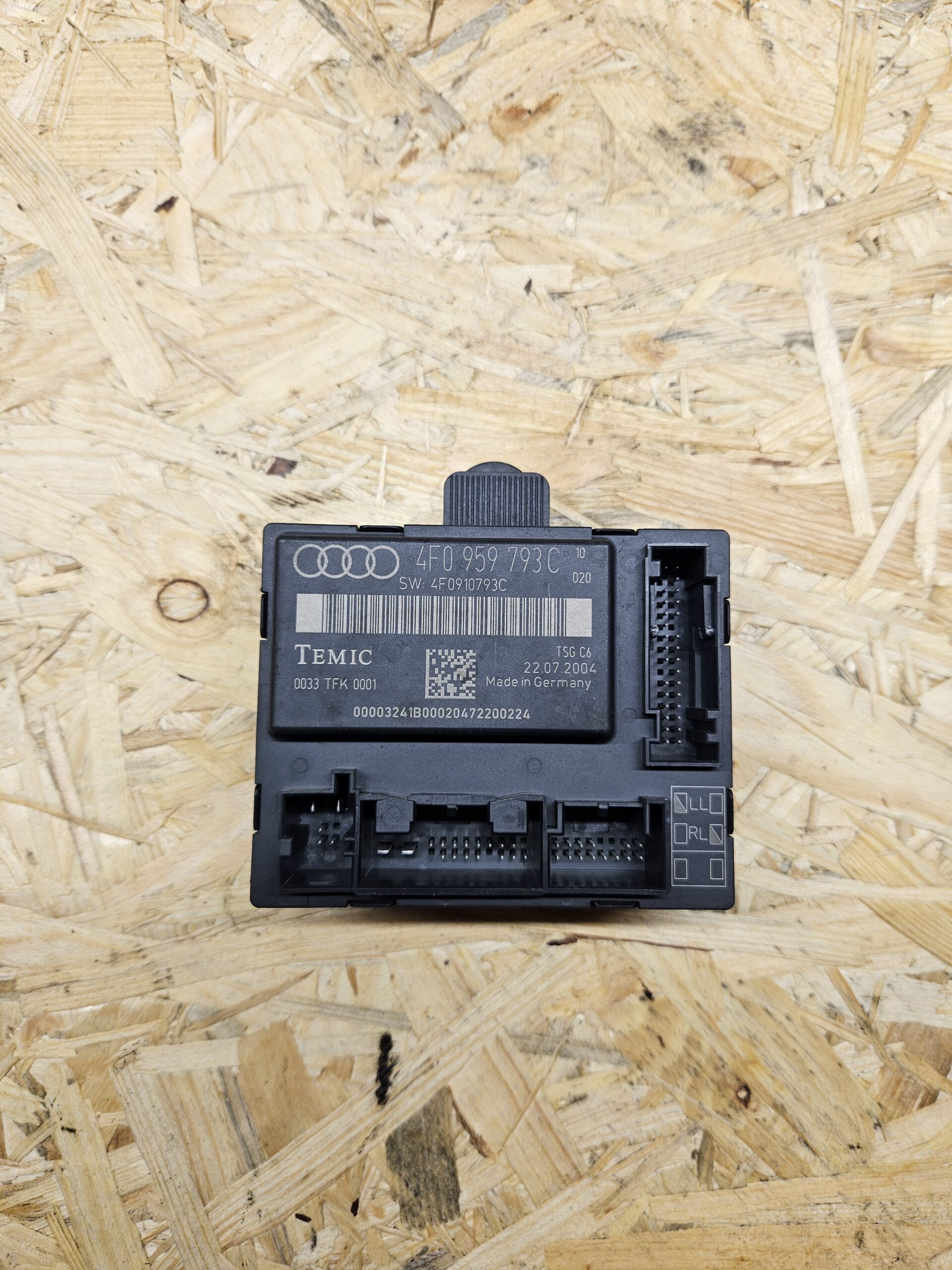 20251105_095640 Audi A6 C6 ukse moodul 4F0959793C