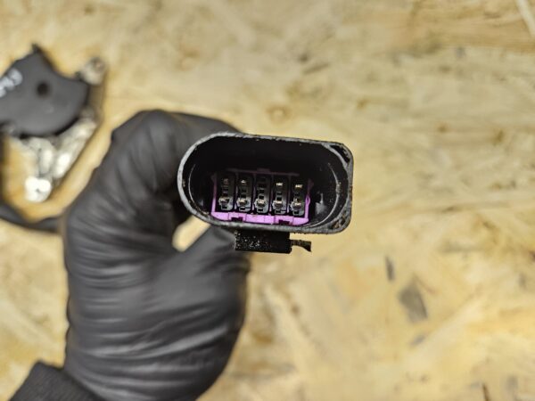 Audi A6 C5 käigu lüliti 96SKV101