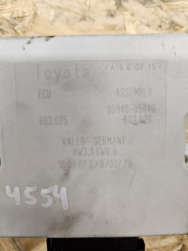 20251113_101438 Toyota kojamehe relee 85940-05040