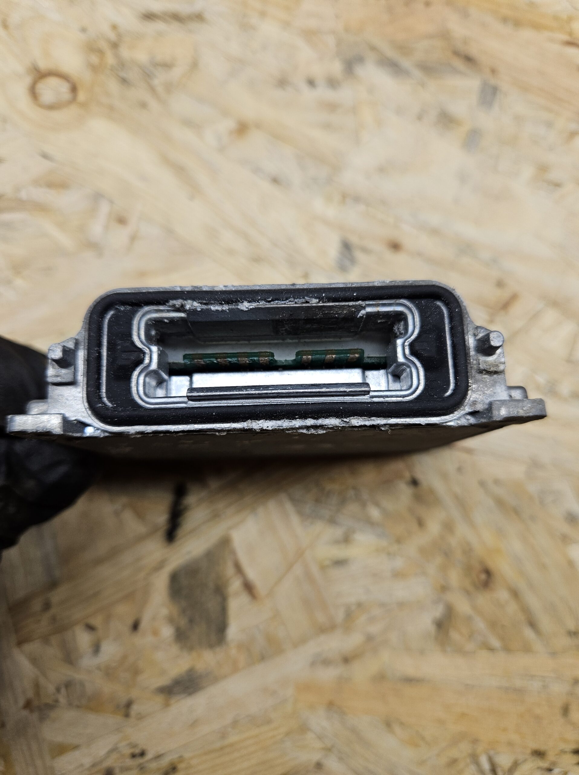 Volvo xenon juhtplokk 89034934