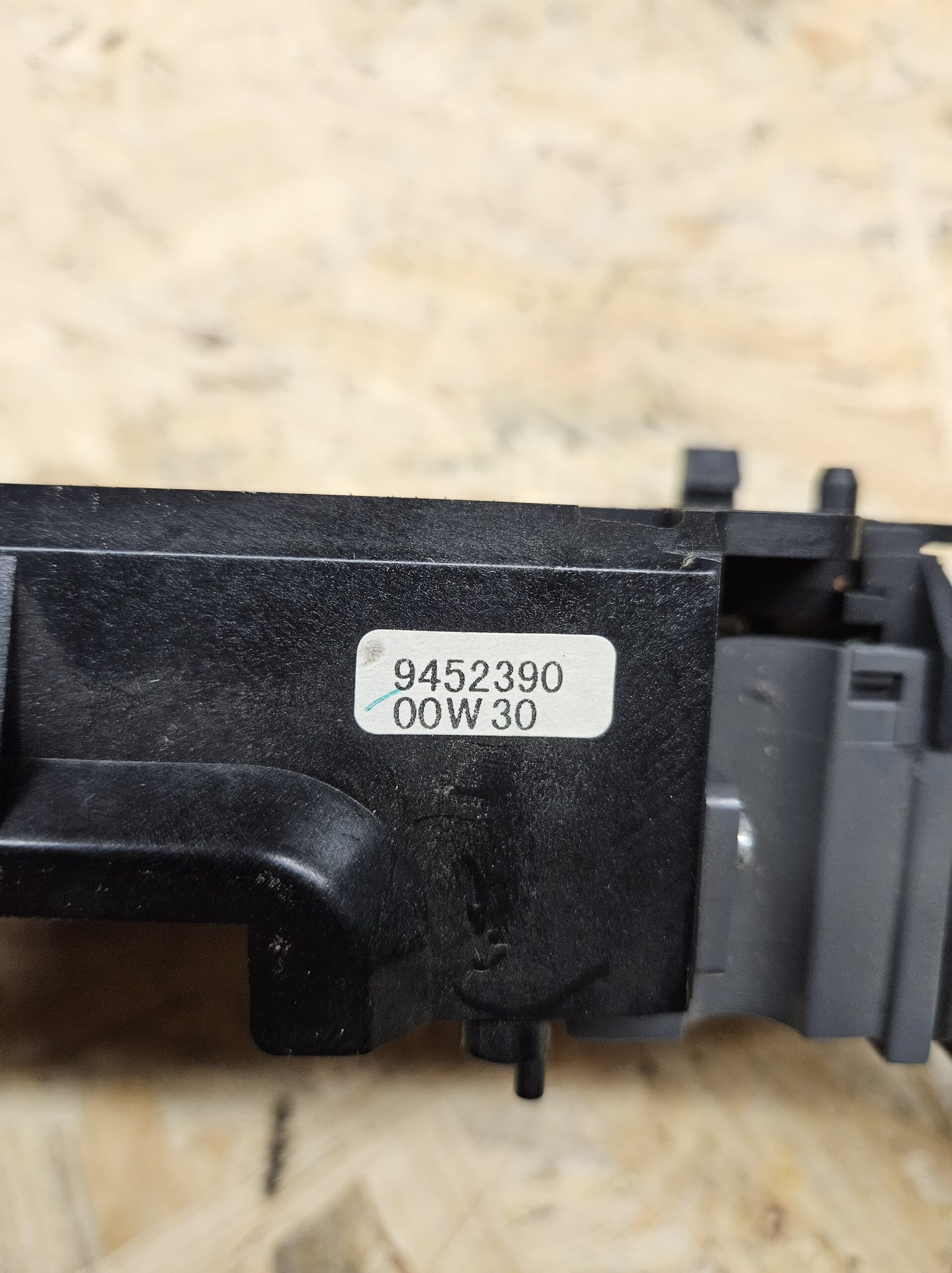 Volvo suunatule ja kojamehe kang 9452390