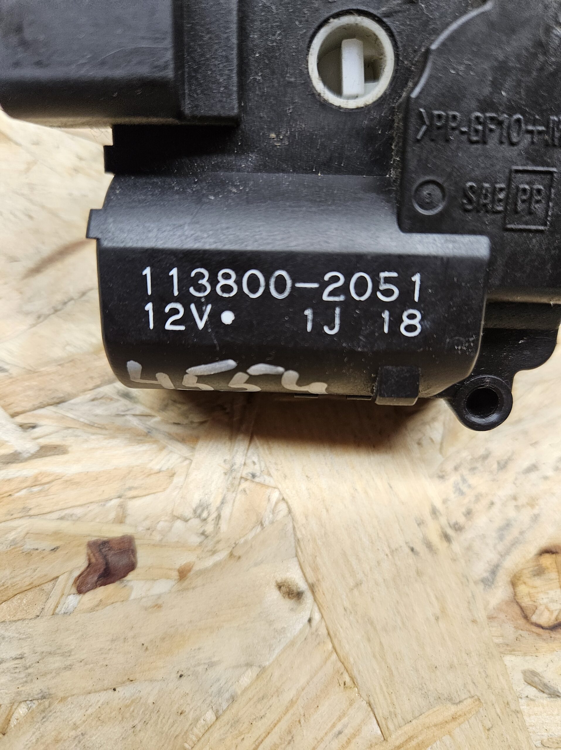 Toyota õhuklapi mootor 113800-2051