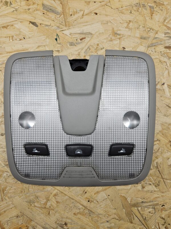 Volvo salongi valgusti 9483553