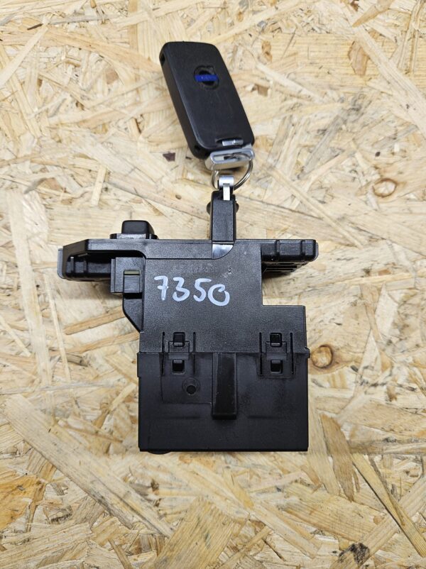 Volvo süütelukk 8G9N-11572-AB