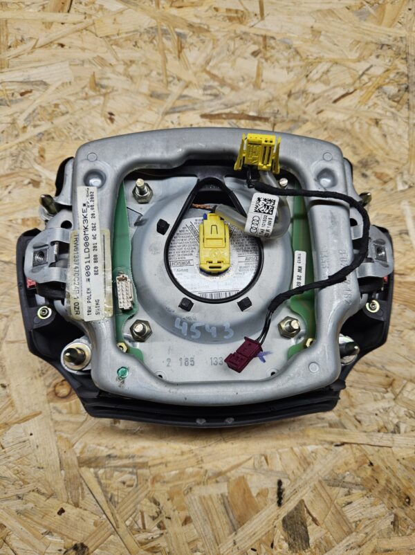 Audi rooli turvapadi 8E0880201AC