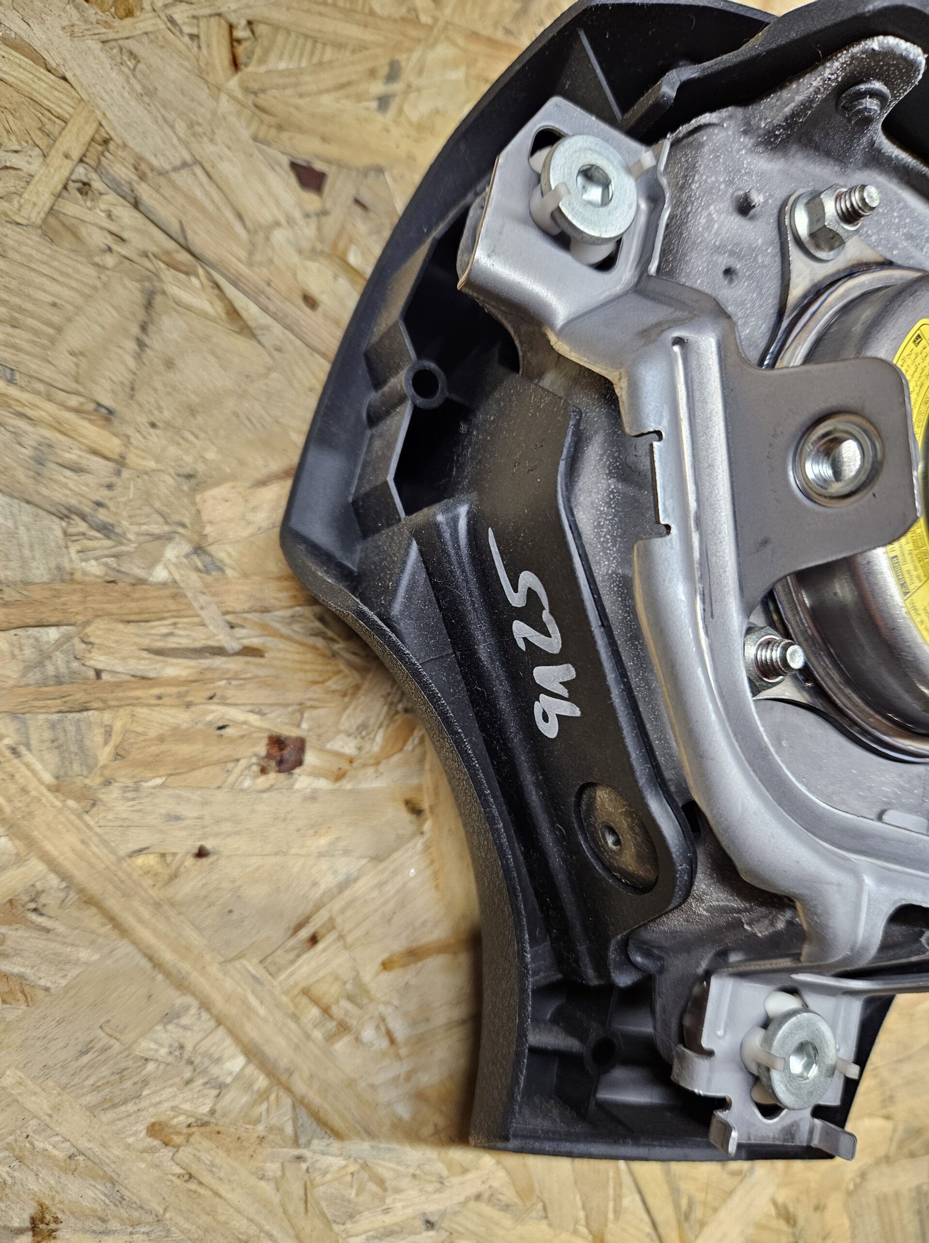 Lexus rooli turvapadi