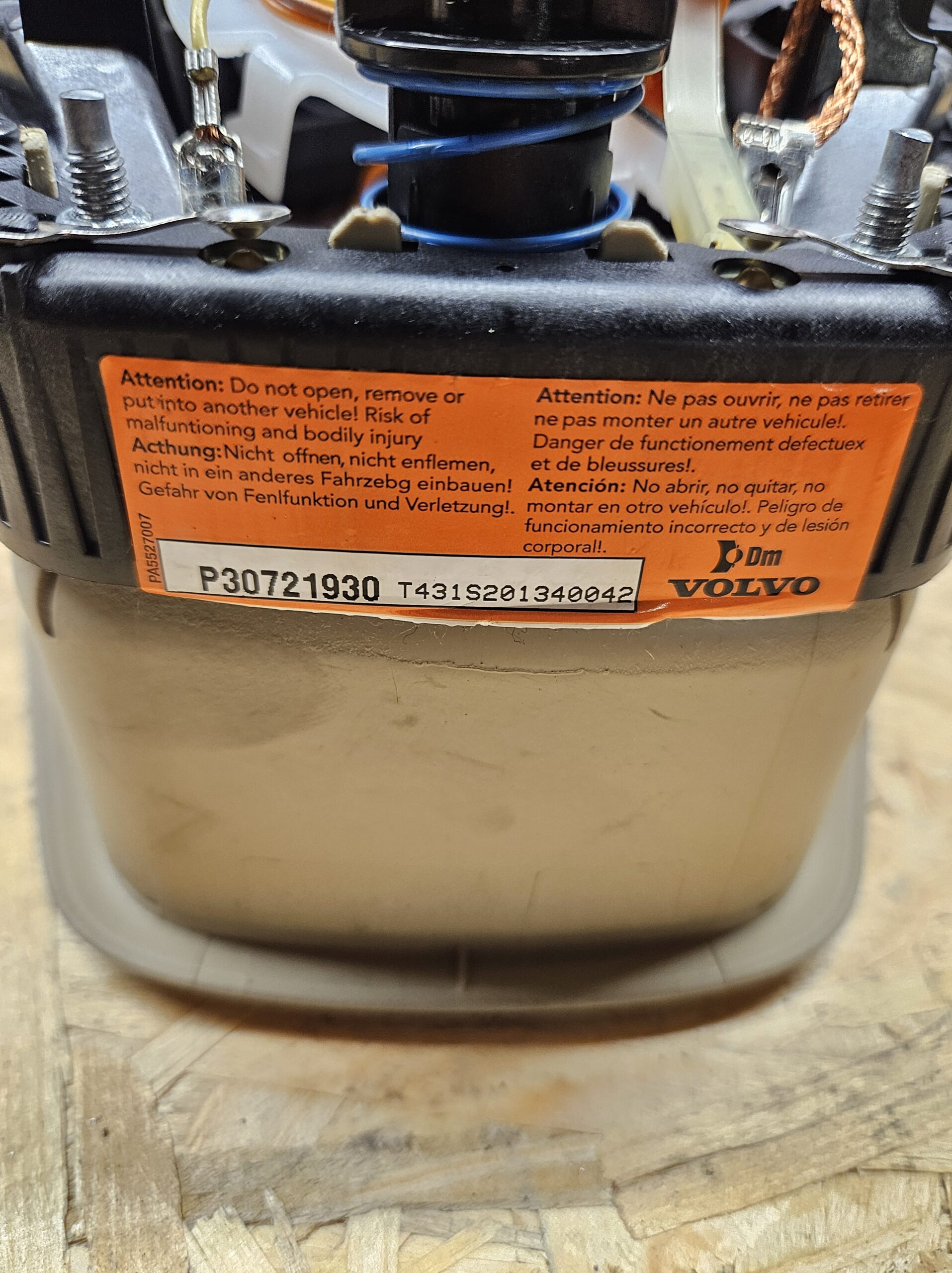 Volvo rooli turvapadi P30721930