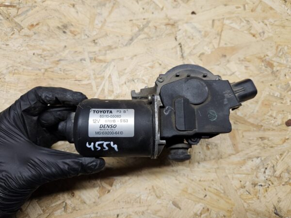 Toyota kojamehe mootor 85110-05060