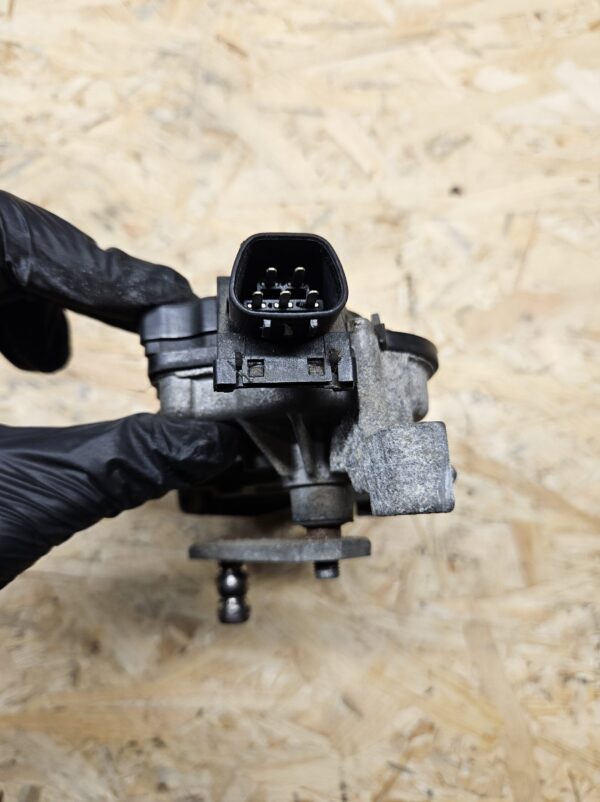 Toyota kojamehe mootor 85110-05060