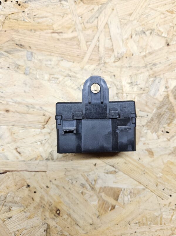 Volvo istmesoenduse relee 31268908