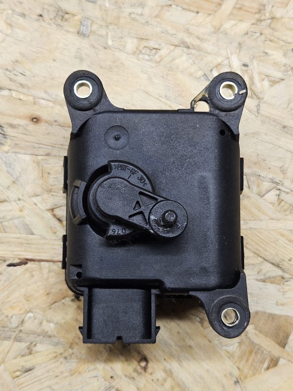 20251117_110502 Audi ventilatsiooni mootor 4B1820511K