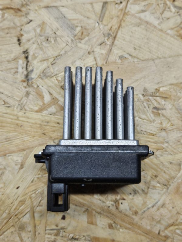 Audi salongi ventilaatori reostaat 4B0820521