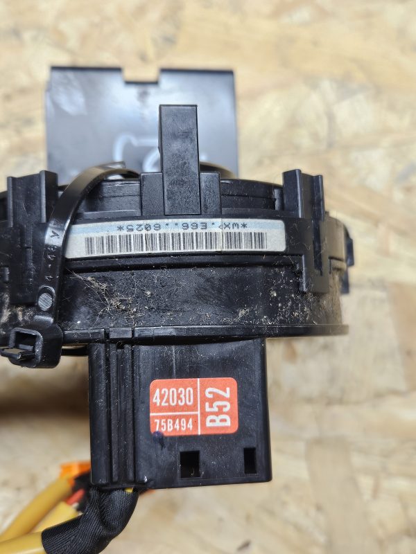 20251117_110832 Lexus roolilint 42030