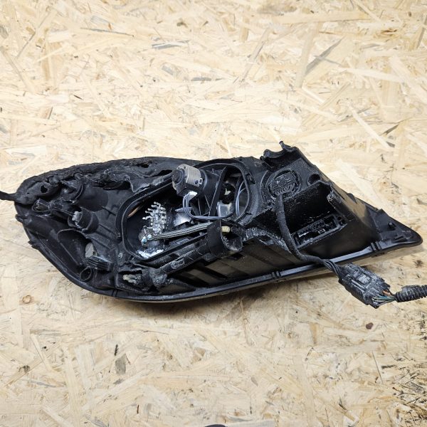 Volvo XC60 vasak esituli 30763135