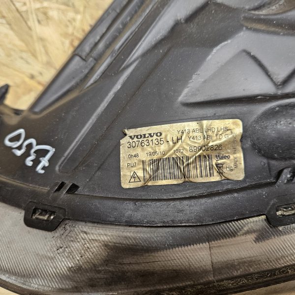Volvo XC60 vasak esituli 30763135