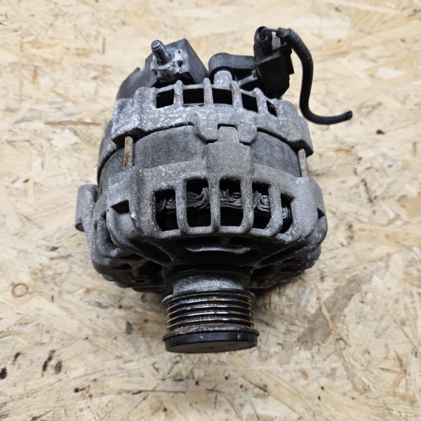 Volvo generaator 0986048400 180A