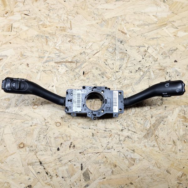 Audi kojamehe suunatule kangid 4B0953503G