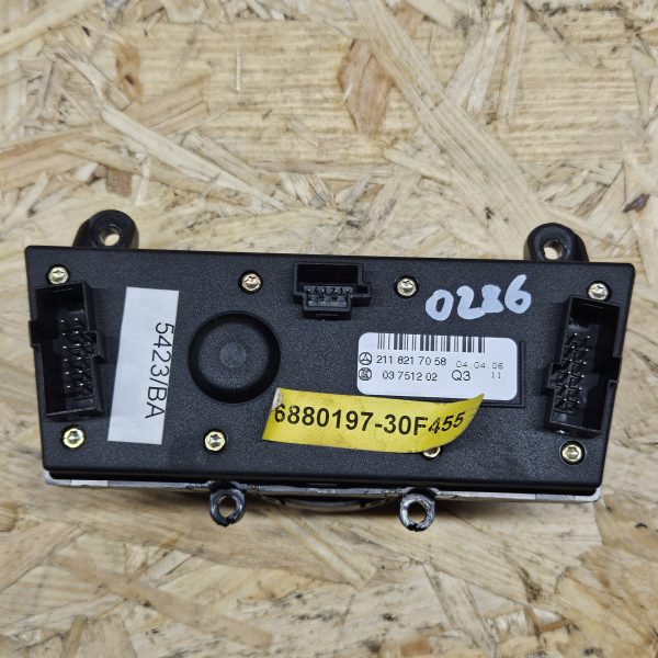 Mercedes-Benz lüliti 2118217058