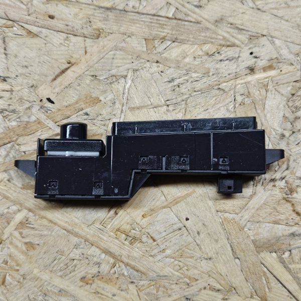 Mercedes-Benz lüliti A2115420426