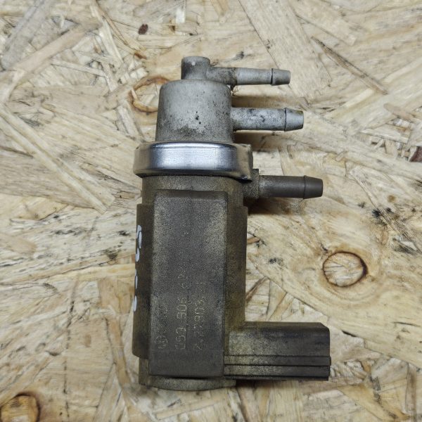 Audi turbo solenoid 059906627C