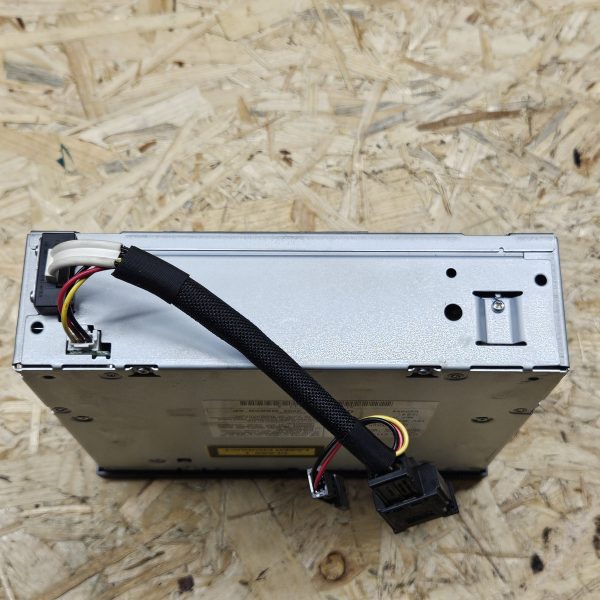 20251201_142625 Mercedes-Benz CD box A2118706189