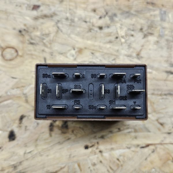 Kojamehe relee 4B0955531E