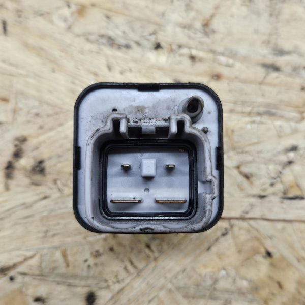 Toyota eelsüüteküünalde relee 28610-67010