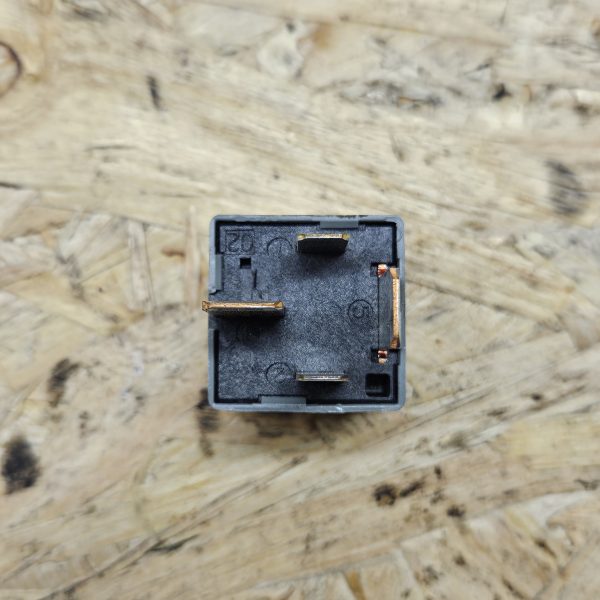 20251201_143805 Relee 4RA007793-09