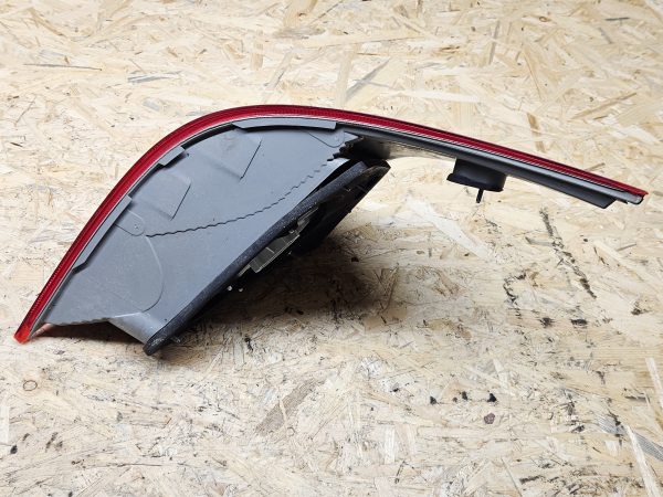 Mercedes-Benz CLS tagatuli A2198200264