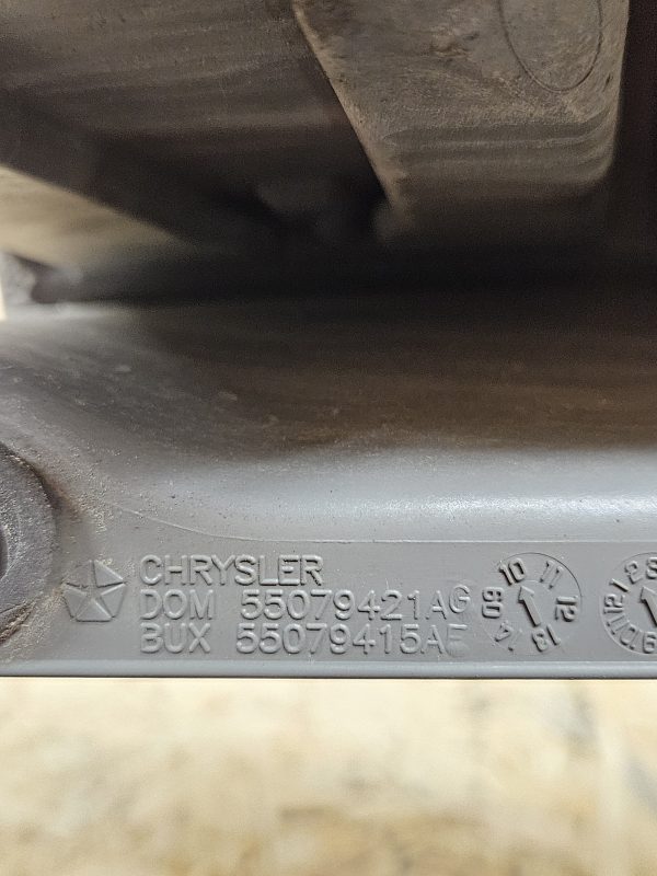 Jeep Grand Cherokee tagatuli vasak 55079415AF