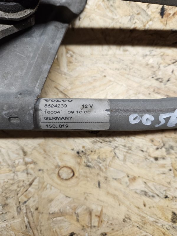 Volvo kojamehe hoovastik 8624239